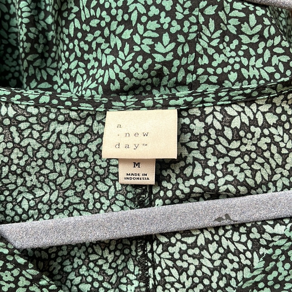 A New Day Medium Puff Sleeve Blouse